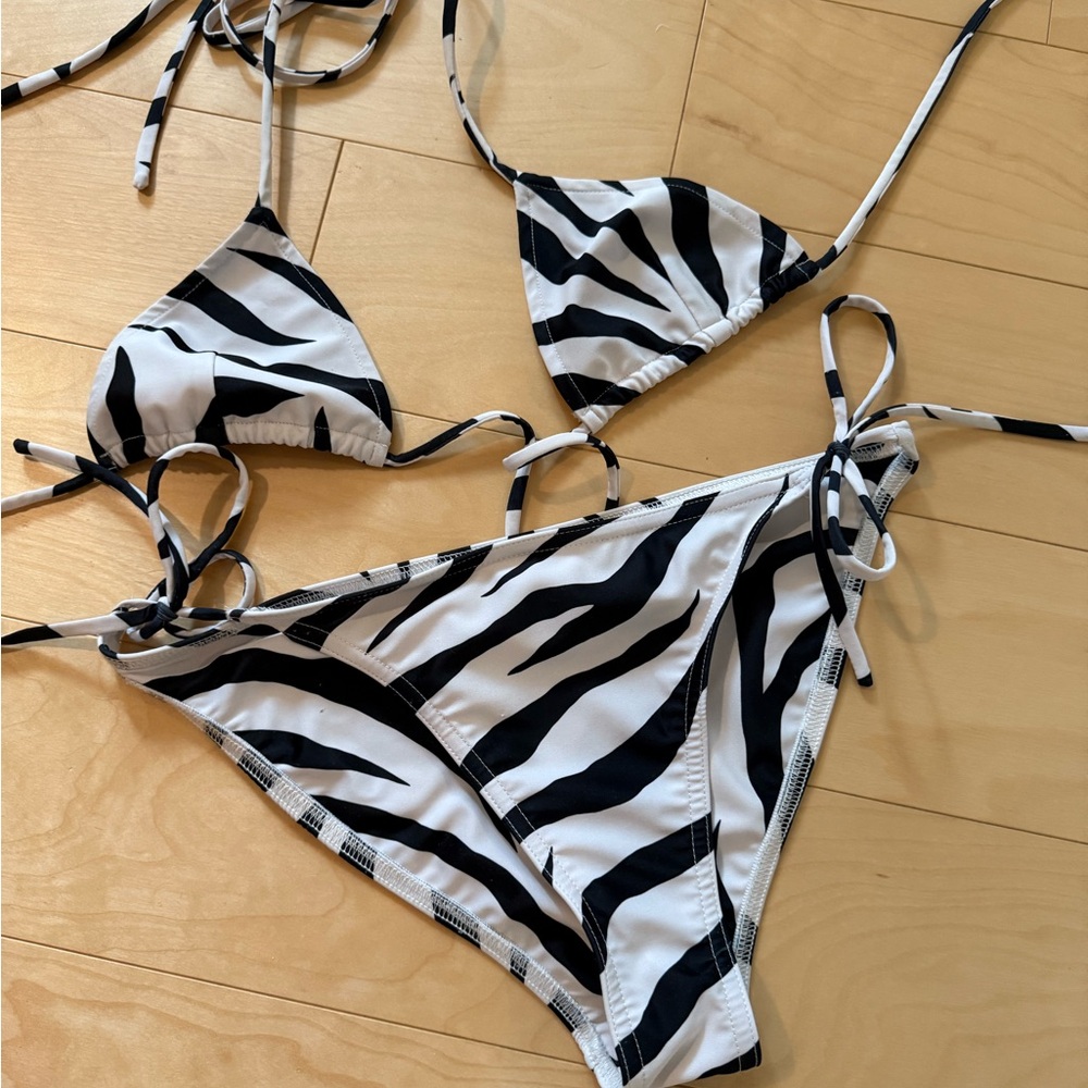 Maryam Nasir Zadeh Zebra Bikini